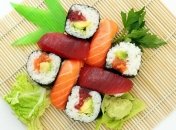 Почему суши вредны для здоровья: ответ найден