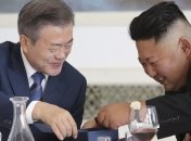 Стало известно, что Ким Чен Ын подарил лидеру Южной Кореи