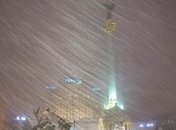 На Киев обрушился сильный снегопад