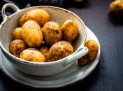 Не кладіть її поруч з цибулею