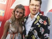 Гарик Харламов вместе с супругой улетели на отдых во Флориду (Фото)