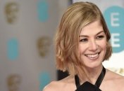 Ради "Оскара" Розамунд Пайк отказалась от алкоголя 