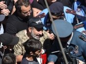 В правительстве Армении случился раскол коалиции