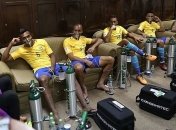 Футболистам сборной Бразилии выдали кислородные маски после матча