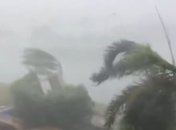 На Австралию обрушился мощный циклон "Дебби" (Видео)