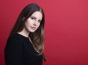Живое воплощение 1960-х: Лане Дель Рей объяснили, как наконец избавиться от обвинений в расизме и антифеминизме
