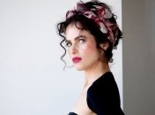 Новая любимая Брэда Питта ушла к миллиардеру