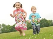 Девочке больно от принятия любой пищи