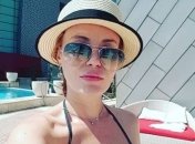 Слава Каминская похвасталась фигурой на шикарном отдыхе