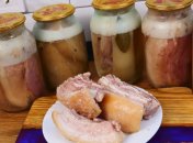 Сало в рассоле станет любимой закуской всей семьи