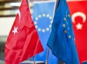 В МИД Турции грозят ЕС отменить договоренности по мигрантам