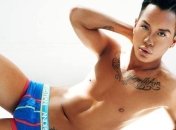 Смех сквозь слезы: парень из Канады перекачал губы так, что не может их сомкнуть