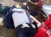 Всё лучше, чем в тюрьму: в Бердянске вор спрыгнул с третьего этажа, удирая от полиции (фото)