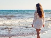 ТОП 7 правил ухода за волосами летом