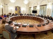 Порошенко: Мы уже сейчас видим, что РФ вмешиваться в избирательную кампанию