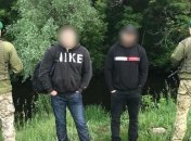 Хотели отдохнуть в Одессе: пограничники задержали двух россиян, переплывших Ворсклу (видео)