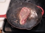 Названо спосіб, щоб сковорода більше не пригорала