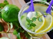 Універсальний рецепт фруктового лимонаду