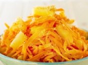 Салат получается очень необычным и сочным – все благодаря секретному ингредиенту