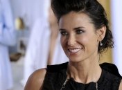 Деми Мур не дает развода Эштону Катчеру