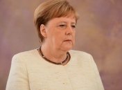 Меркель вновь стало плохо, но она не будет отменять поездку на саммит G20