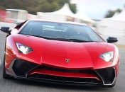 Lamborghini готовит родстер Aventador Superveloce