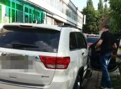 В Киеве задержали компанию, которая открыла стрельбу из автомобиля 