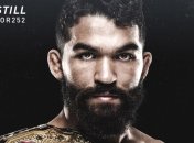 Боец-чемпион нокаутировал претендента классической "двойкой" (видео)