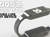 Браслет-аккумулятор позволит заряжать смартфон в дороге (Видео)