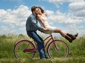 Душевные поздравления с 7 годовщиной свадьбы в стихах и открытках на 14 мая