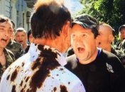 Экс мэра Киева Попова после суда облили водой и йодом