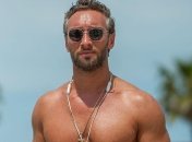 Экс-Холостяк Иракли Макацария показал, как выглядел до занятий спортом