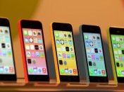 Акции Apple резко упали из-за новой бюджетной модели "Айфона"