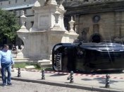 Жуткое ДТП в центре Львова: джип въехал в толпу