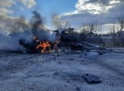 Вже багато годин військова техніка противника настає на Україну, але ЗСУ дають потужну відповідь