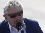 Президент Уругвая Хосе Мухика назвал лидера Аргентины "ведьмой"