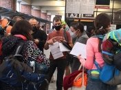 МИД: Застрявшие в Непале украинские туристы возвращаются домой