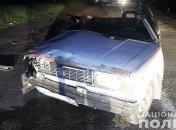 Под Бердичевом легковушка разбилась об стоящую на обочине фуру: подробности жуткого ДТП с погибшими (фото, видео)