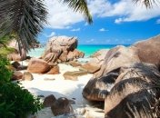 Сейшельские острова - это 115 островов в Индийском океане