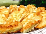 Соковиті молоді кабачки в хрусткій скоринці