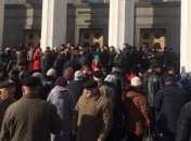 Под Радой произошла стычка между "чернобыльцами" и правоохранителями