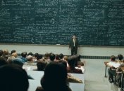 Учебный год в вузах Украины может начаться в октябре 