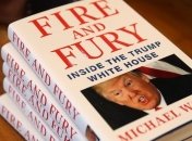 По книге "Огонь и Ярость: внутри Белого дома Трампа" снимут сериал 