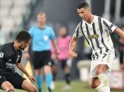 Потрясающий гол Роналду - в обзоре матча Ювентус - Лион (Видео)