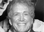 Мир покинул режиссер сиквела фильма "Челюсти"