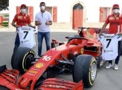 Роналду после поражения от "Милана" утешил себя новым Ferrari