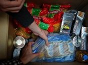 На Донбас з гуманітарною допомогою прибули 12 вантажівок