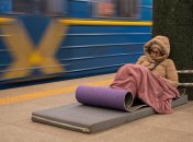 Метро в Киеве также служит укрытием