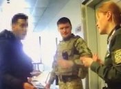 В Борисполе иностранец напал на пограничников