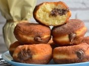 Пончики с шоколадной начинкой. Фото: instagram/recepty_przepisy